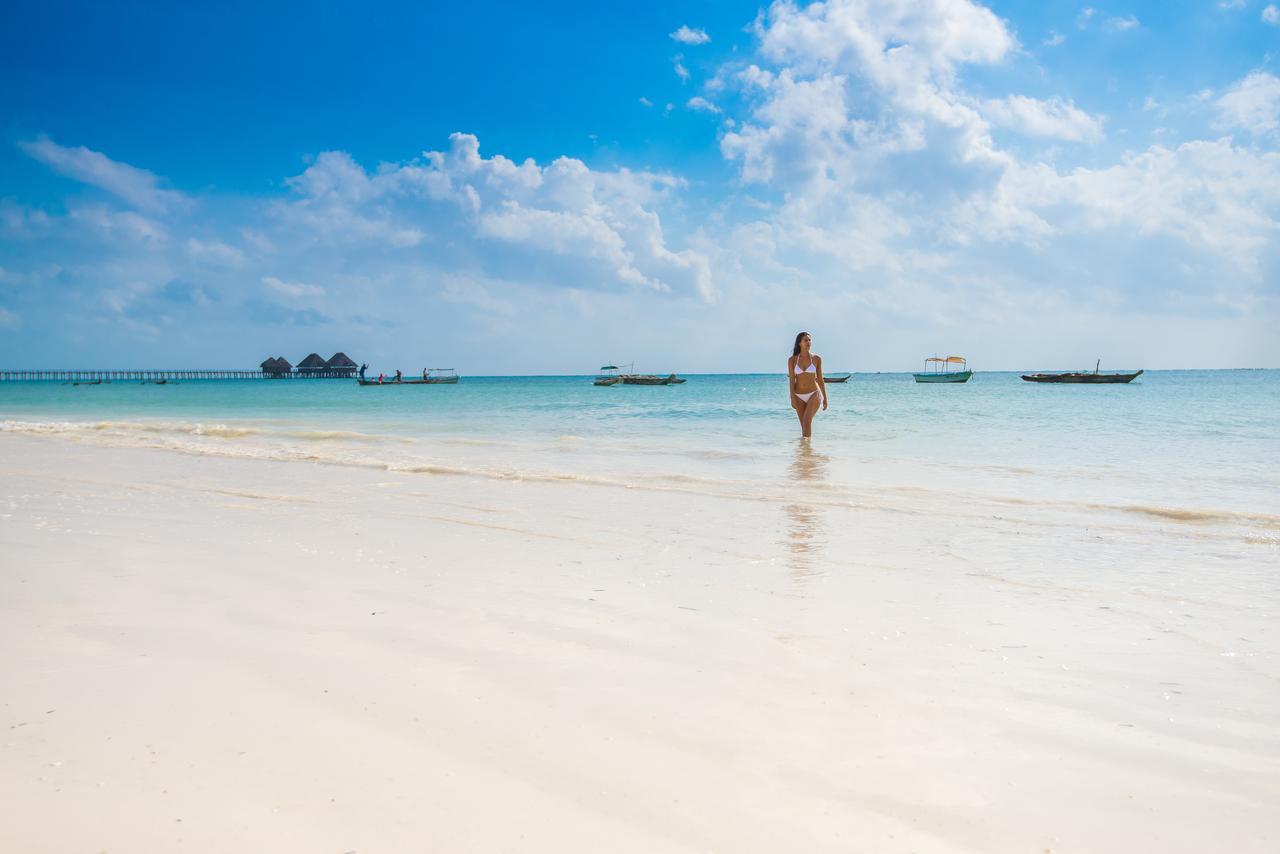The Sands Beach Resort Bwejuu Esterno foto