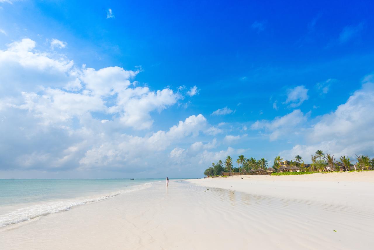 The Sands Beach Resort Bwejuu Esterno foto