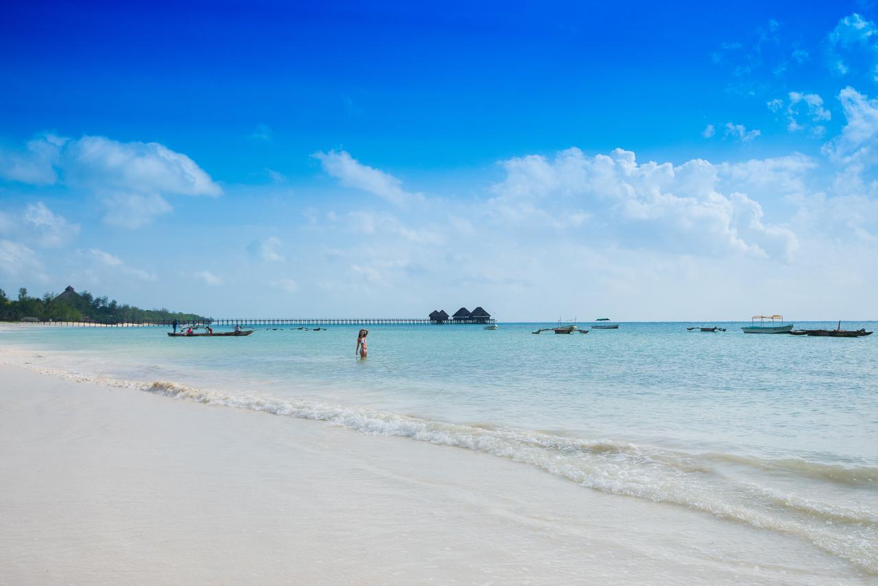 The Sands Beach Resort Bwejuu Esterno foto