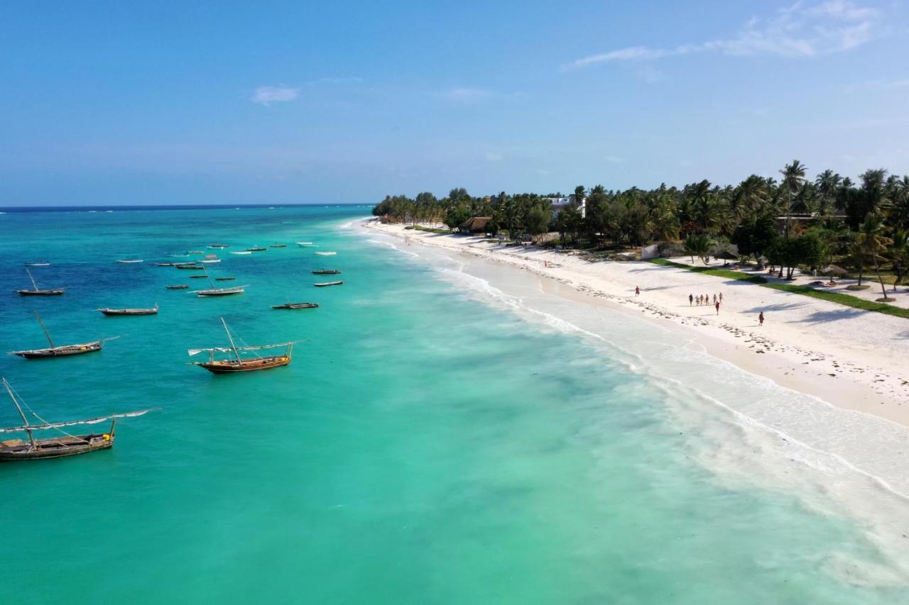 The Sands Beach Resort Bwejuu Esterno foto