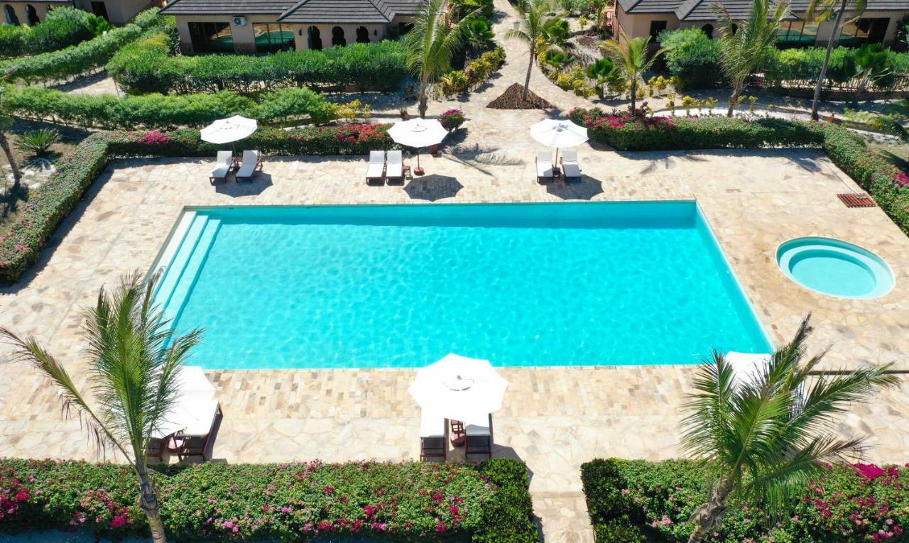 The Sands Beach Resort Bwejuu Esterno foto